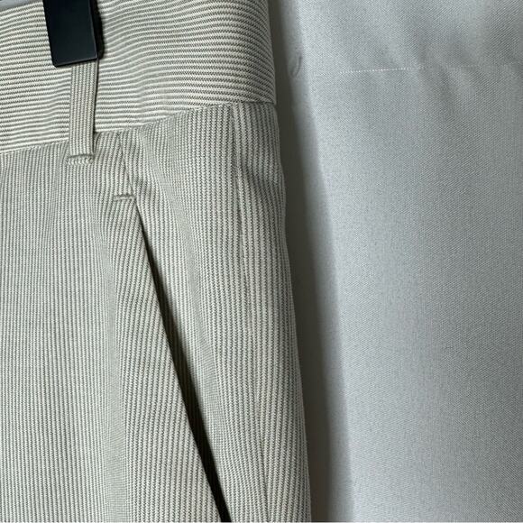 GUCCI 2006 Light Gray Wool & Silk Blend Wide Leg Pants NWT in Size 4 - Picture 5 of 9